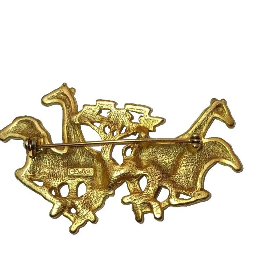 Vintage AJC African Safari Animals Giraffe Zebra Brooch Pin Brushed Gold Tone